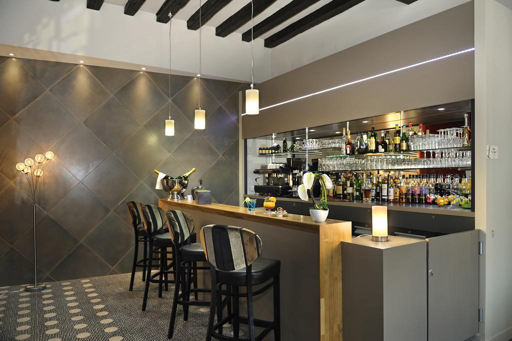 Le Saint-Jacques Hotel Cloyes-sur-le-Loir Bagian luar foto